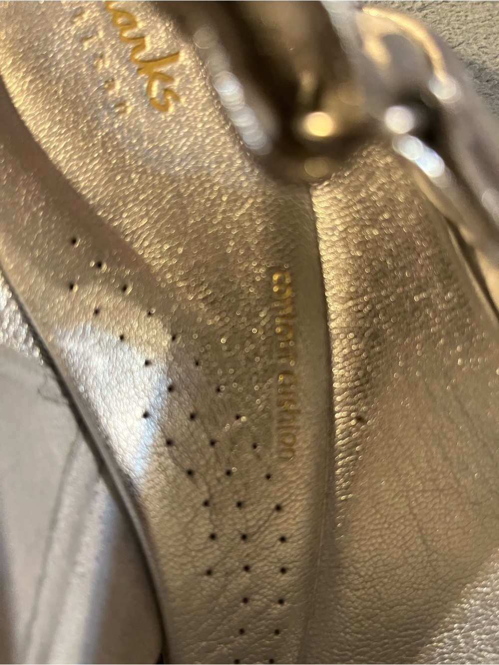 Clark’s Artisan Tuscan Cross Silver Leather Women’s Sandals Contour Cushion 9.5 - Picture 10 of 12